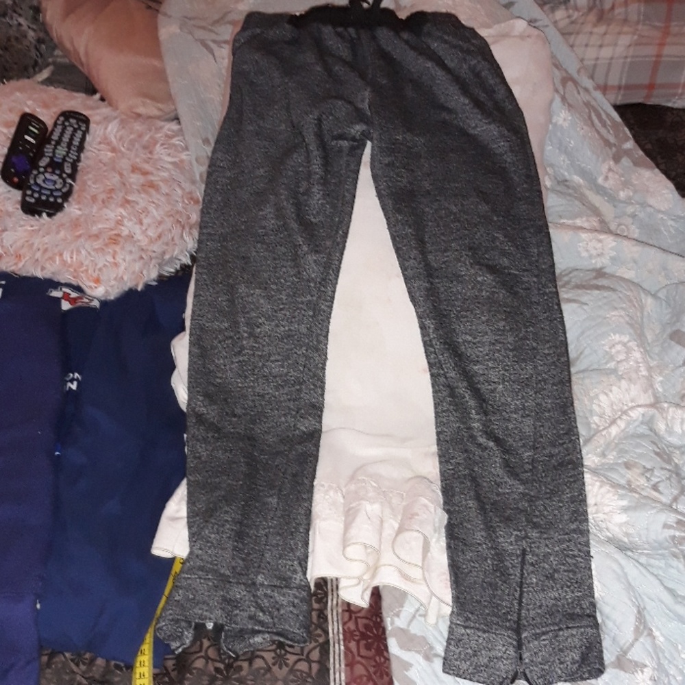 CHILLIPOP🌙 BRAND JUNIORS SWEATPANTS SIZE 14